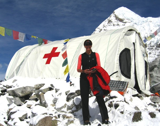 Sonosite ultrasound on Mt. Everest Sonosite ultrasound on Mt. Everest